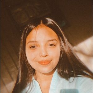 Meet your Posher, Sonia